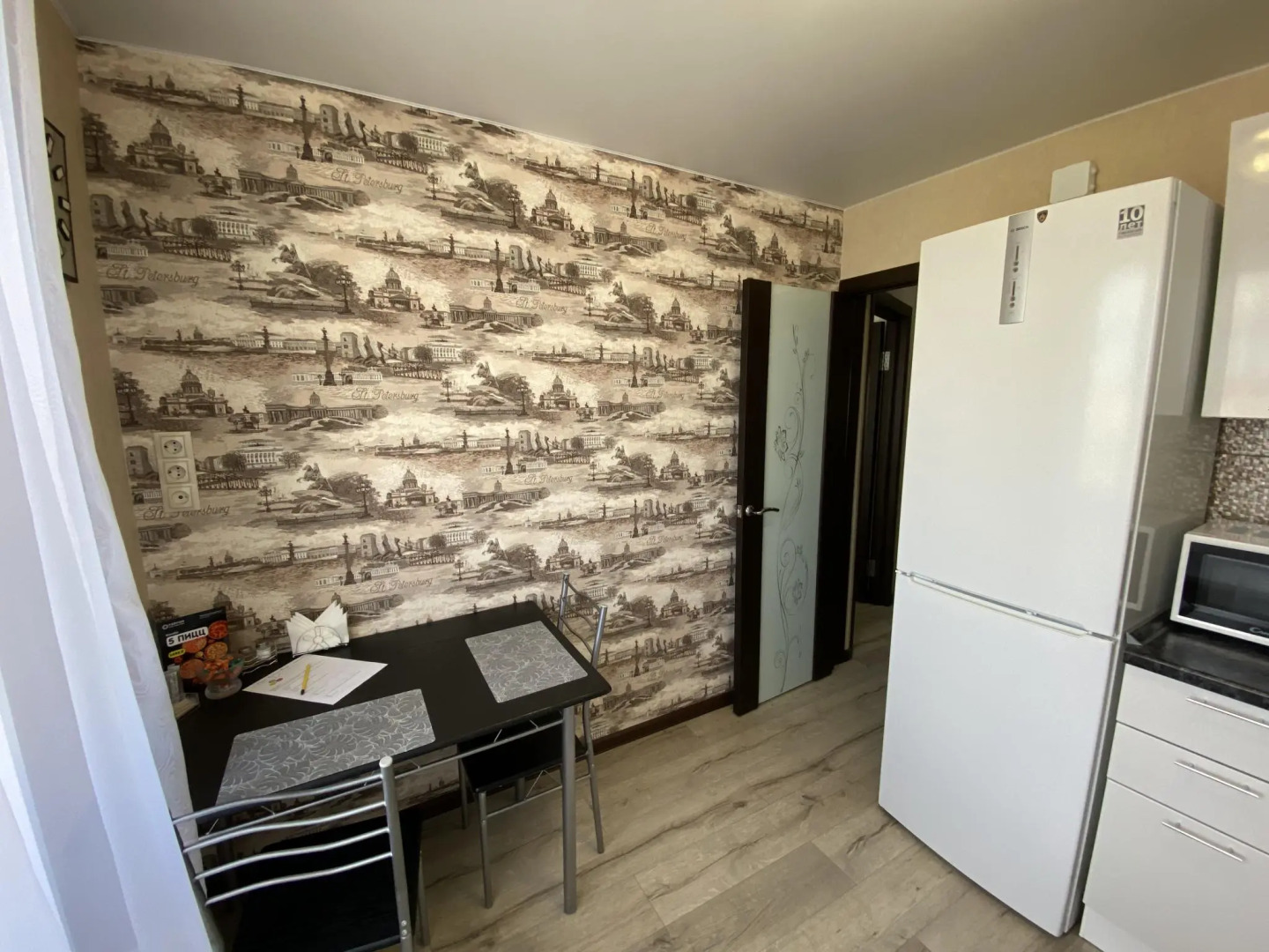 Right Room на улице Петра Тарасова 5