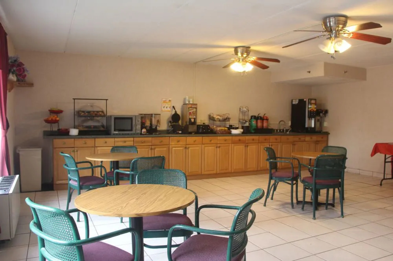 Howard Johnson East Syracuse