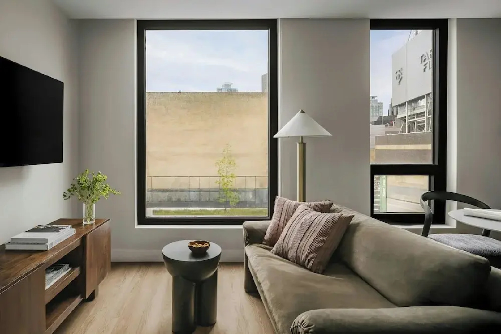 Sonder North Loop Green Apartments North Loop