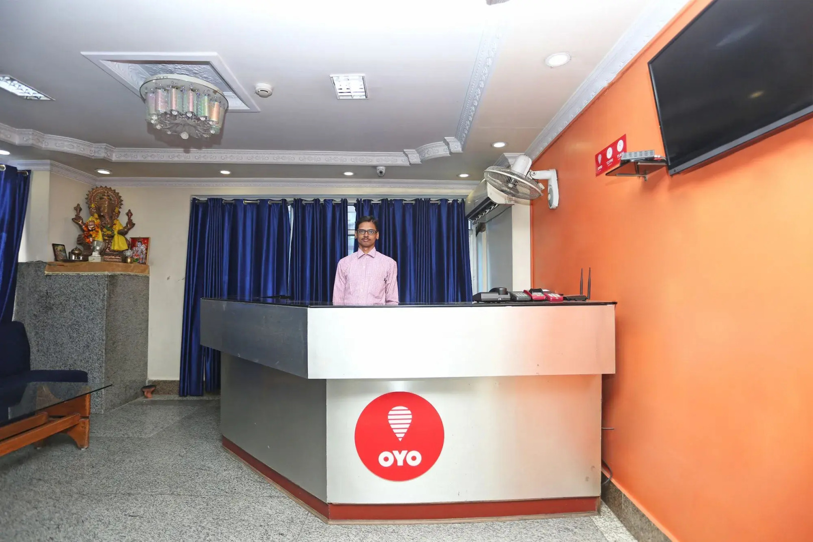 Hotel Harisons Continental