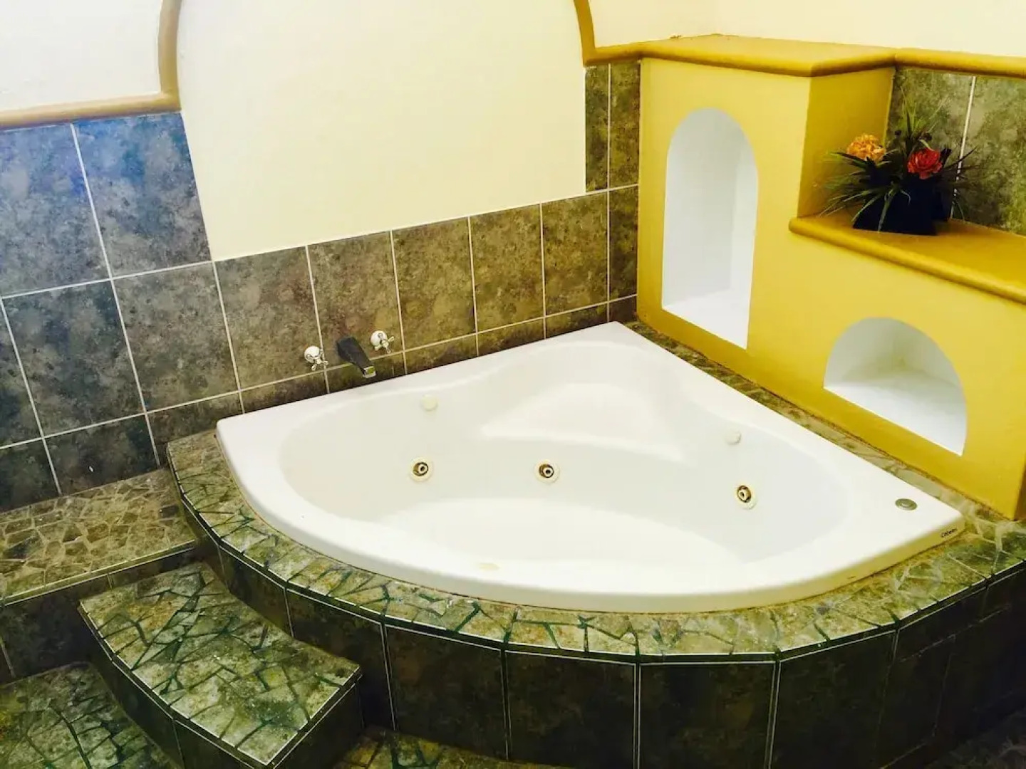 Guamúchil Parque Acuático & Cabañas