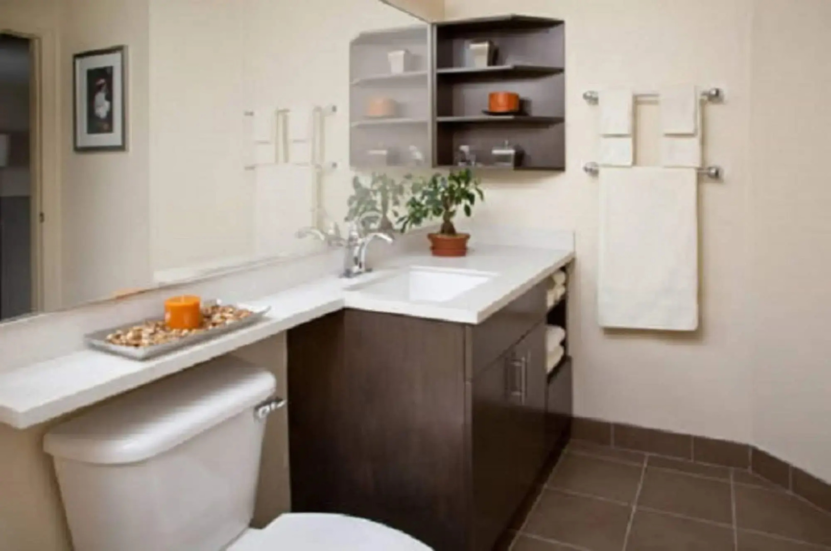 Sonesta Simply Suites Las Vegas Convention Center