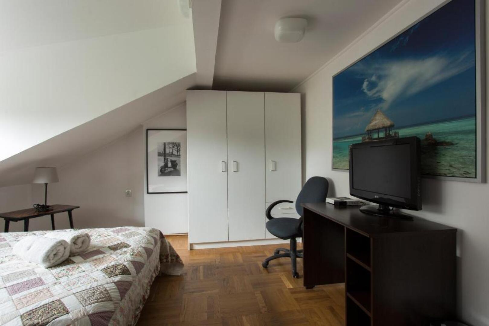 Rent0nline Brwinow Rooms