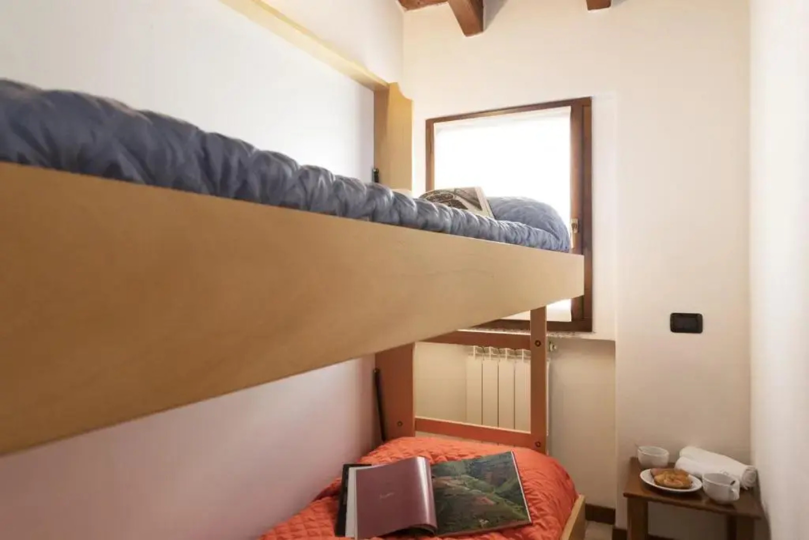 3-Bedroom Lakeview Apartment At The Lake