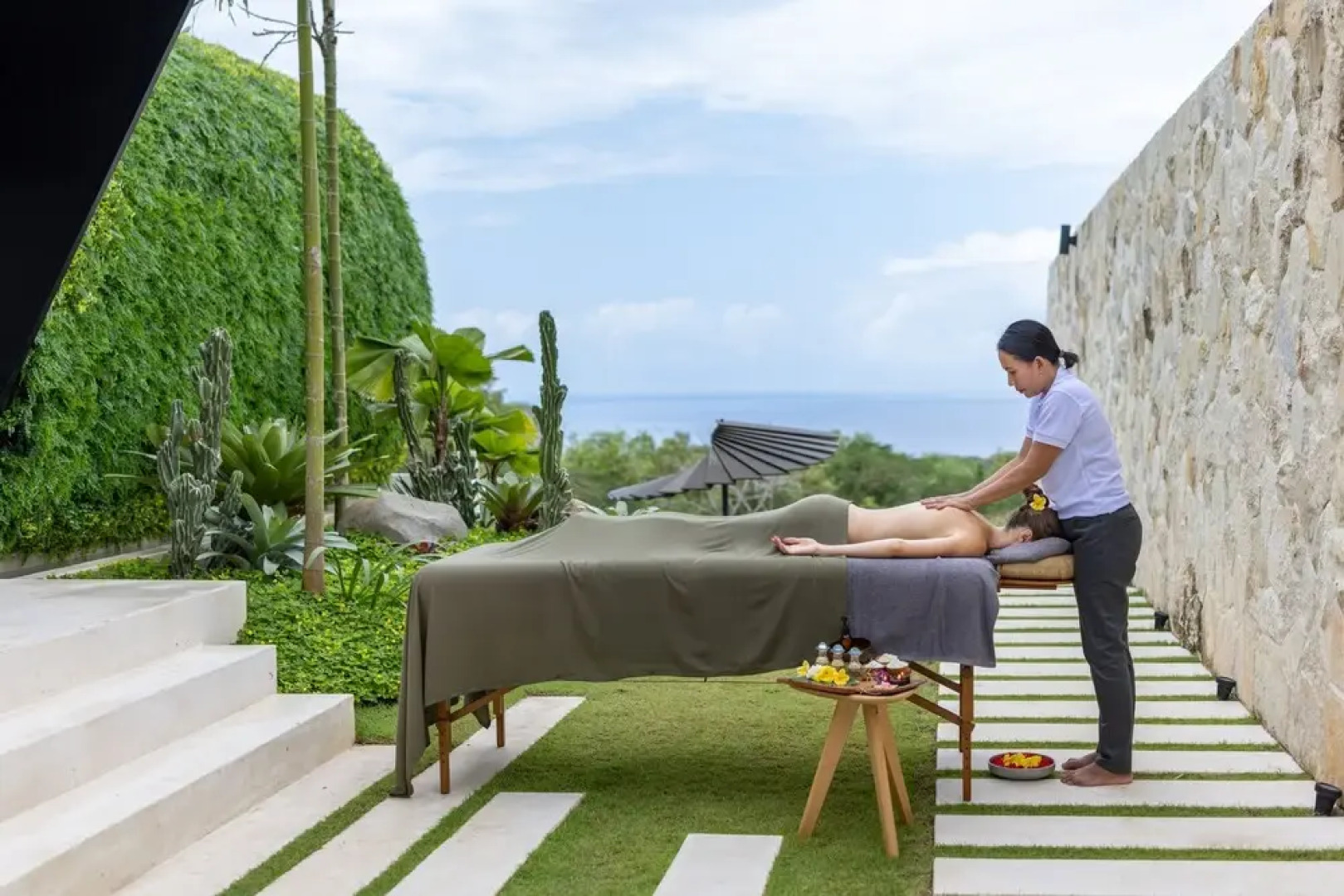 Airship Bali by Alex Villas