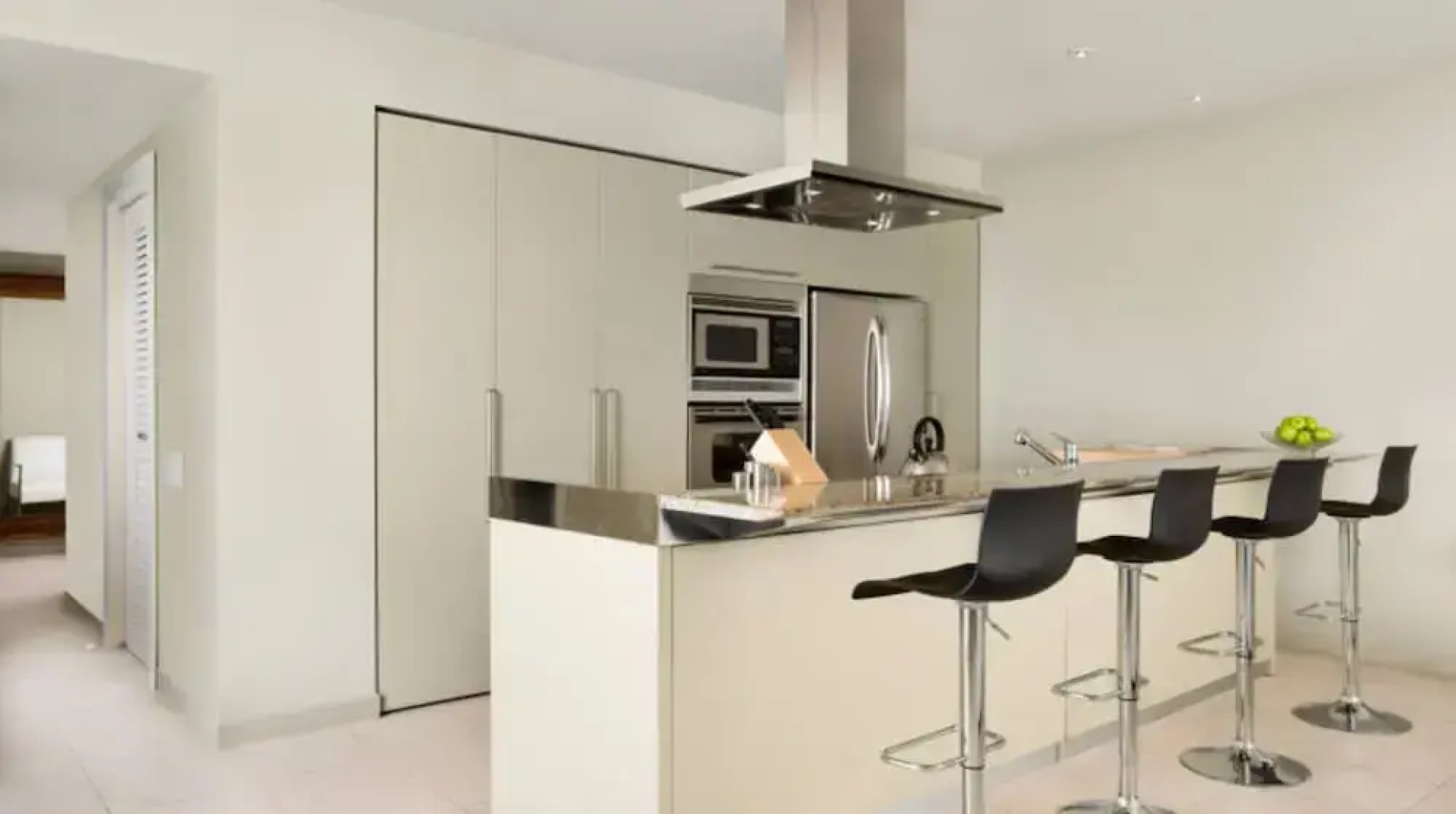 Le Vele Condominiums