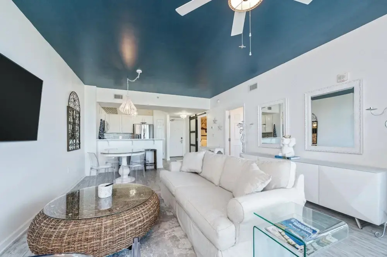 The Palms of Destin Resort by Panhandle Getaways