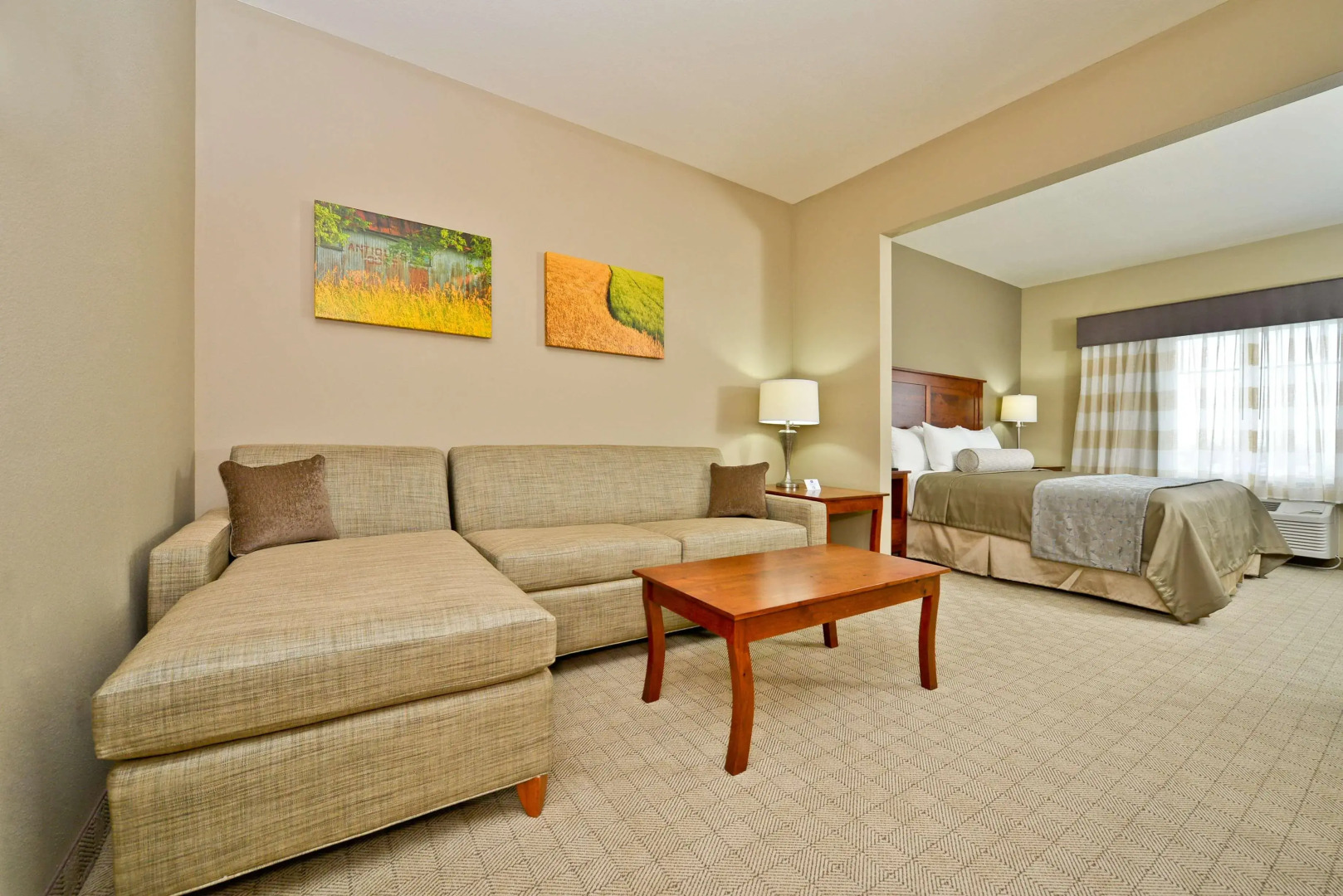 Green Mill Village Hotel & Suites, BW Signature Collection