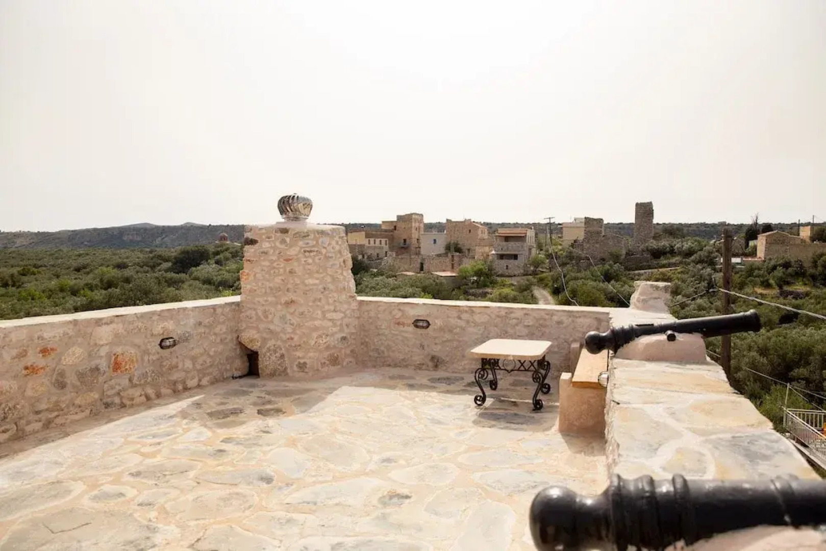 Dandy Villas Tower-Built in 17th century