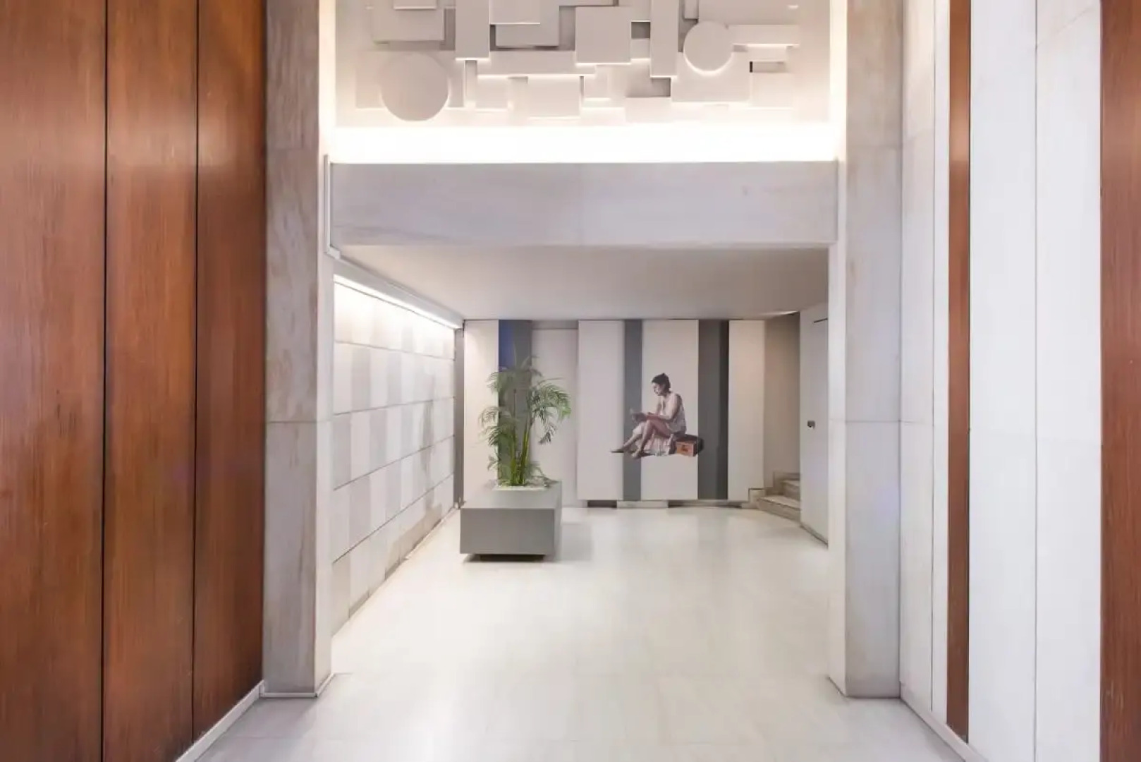 Enattica Syntagma Living