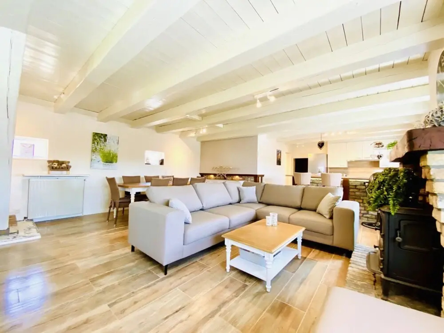 Spacious Holiday Home in Middelkerke near Belgian Coast