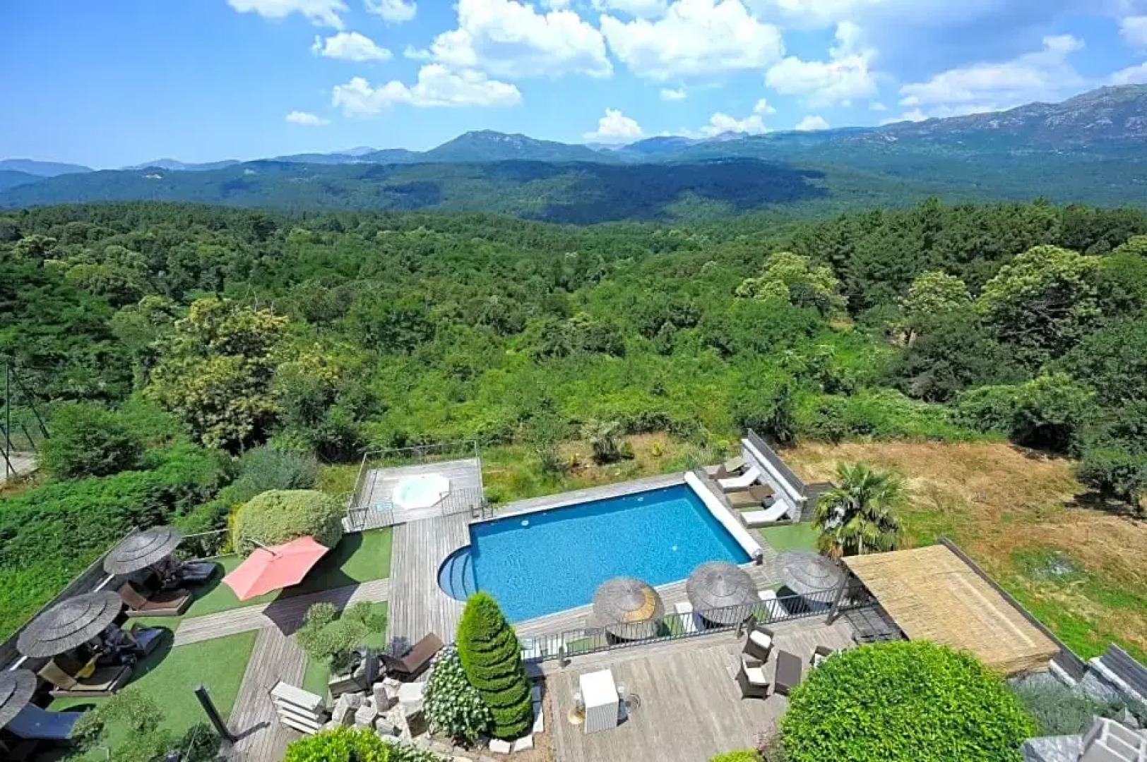 "La Cabane" de l'hôtel Le Tourisme
