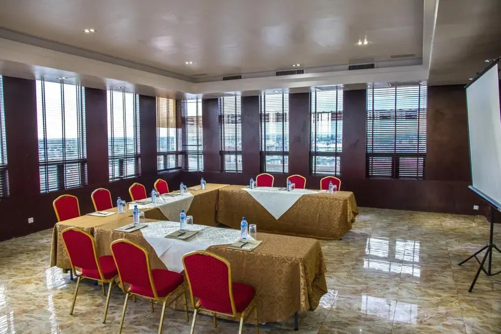 Golden Tulip Essential Airport Hotel Lagos