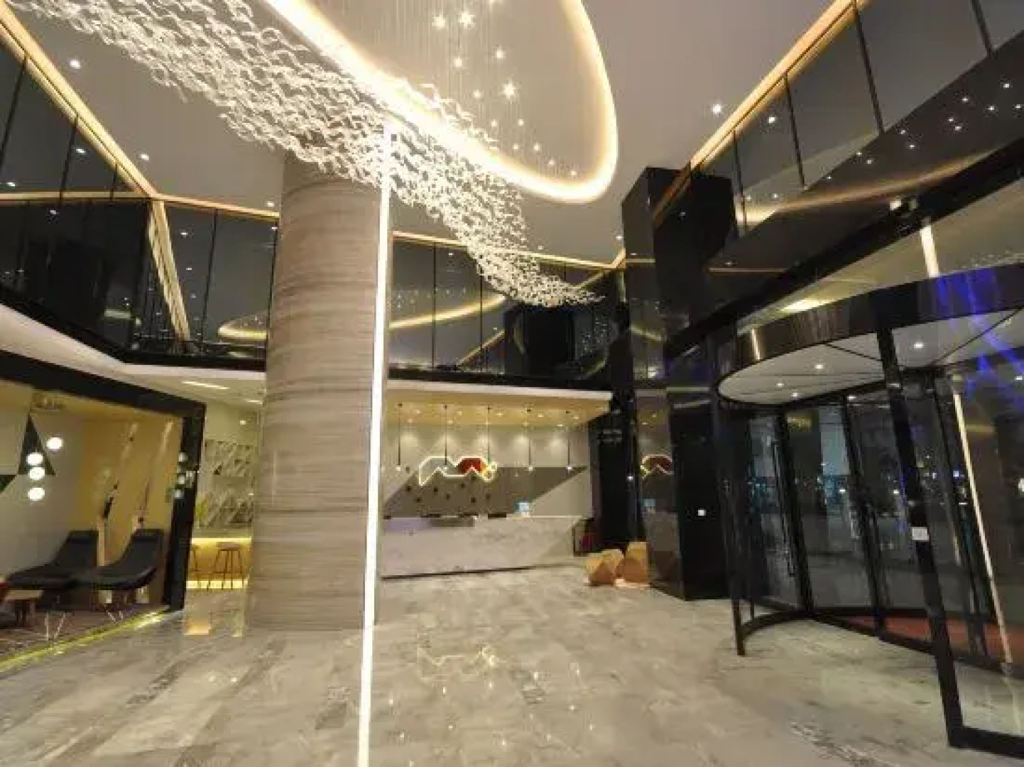 Borrman Hotel Hechi Bama