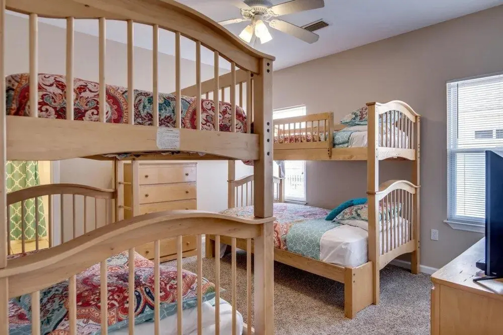 Sandy Toes 4 Bedroom Home by RedAwning