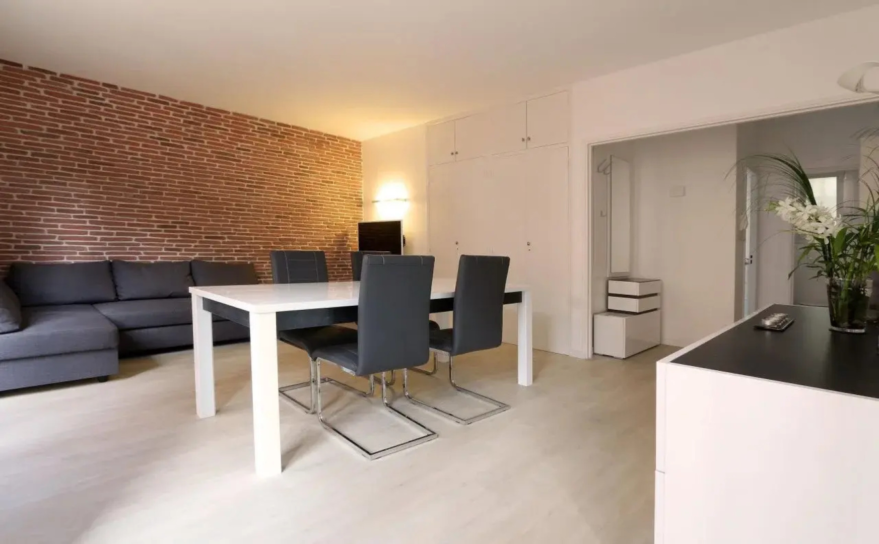 Apartments Riverside Toulouse, the ART of hosting