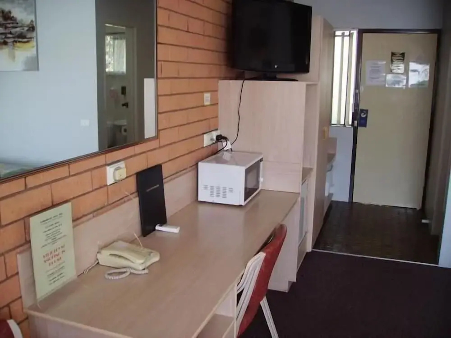 Centabrook Motor Inn