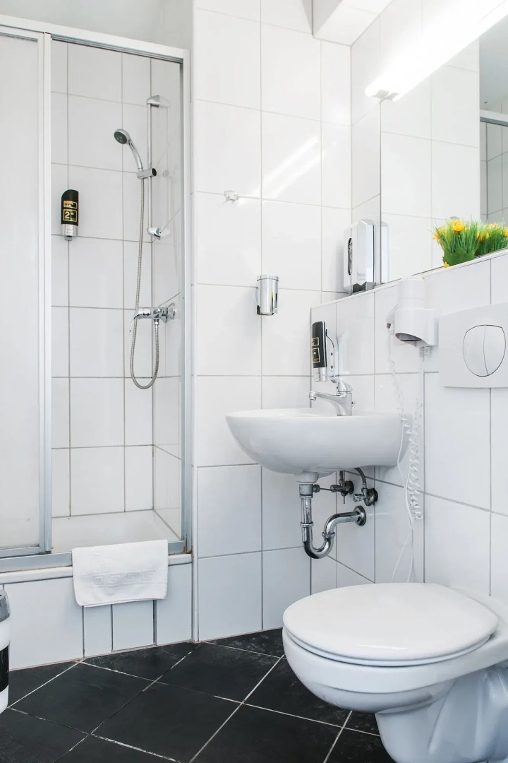 Mikon Eastgate Hotel