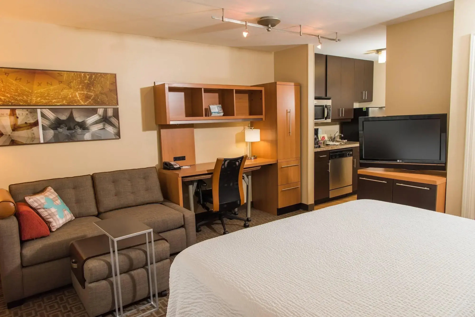 TownePlace Suites Erie
