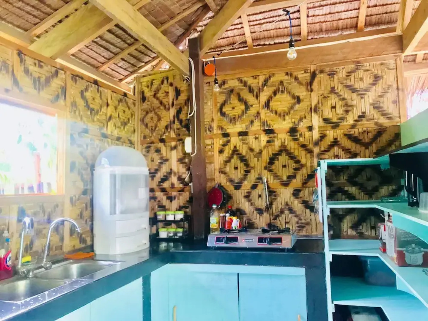 Ilakai Hostel - Adults Only