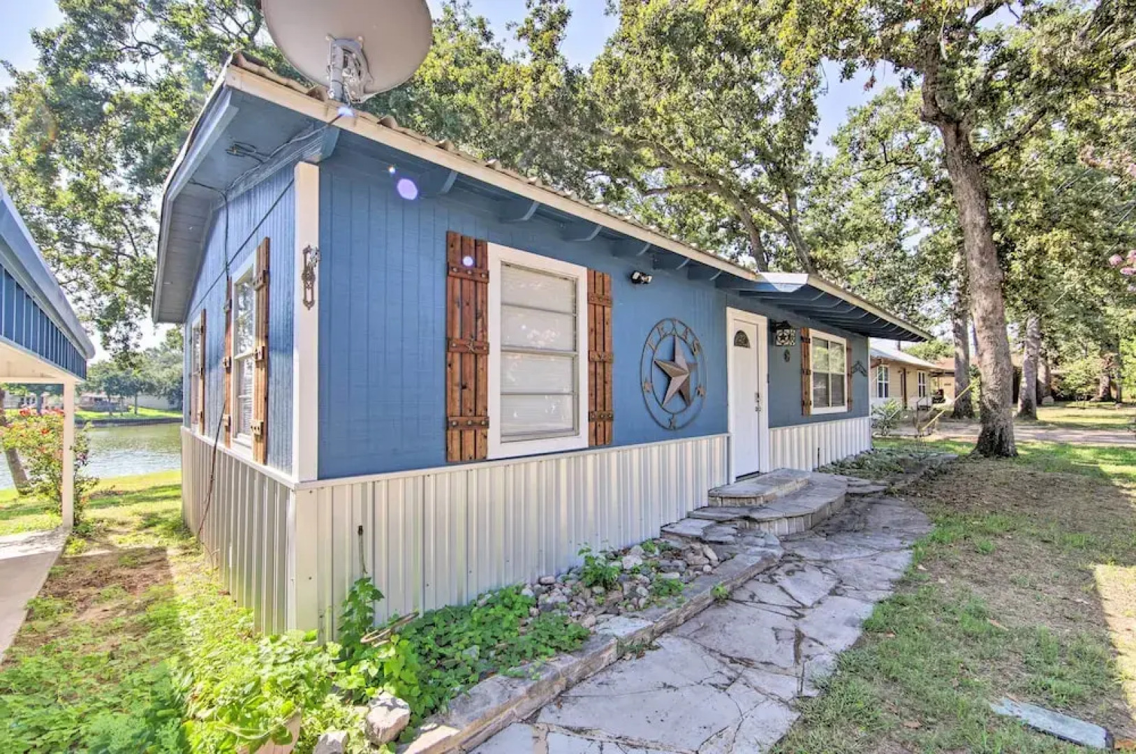 On-site Boat Launch: Gun Barrel City Lake House