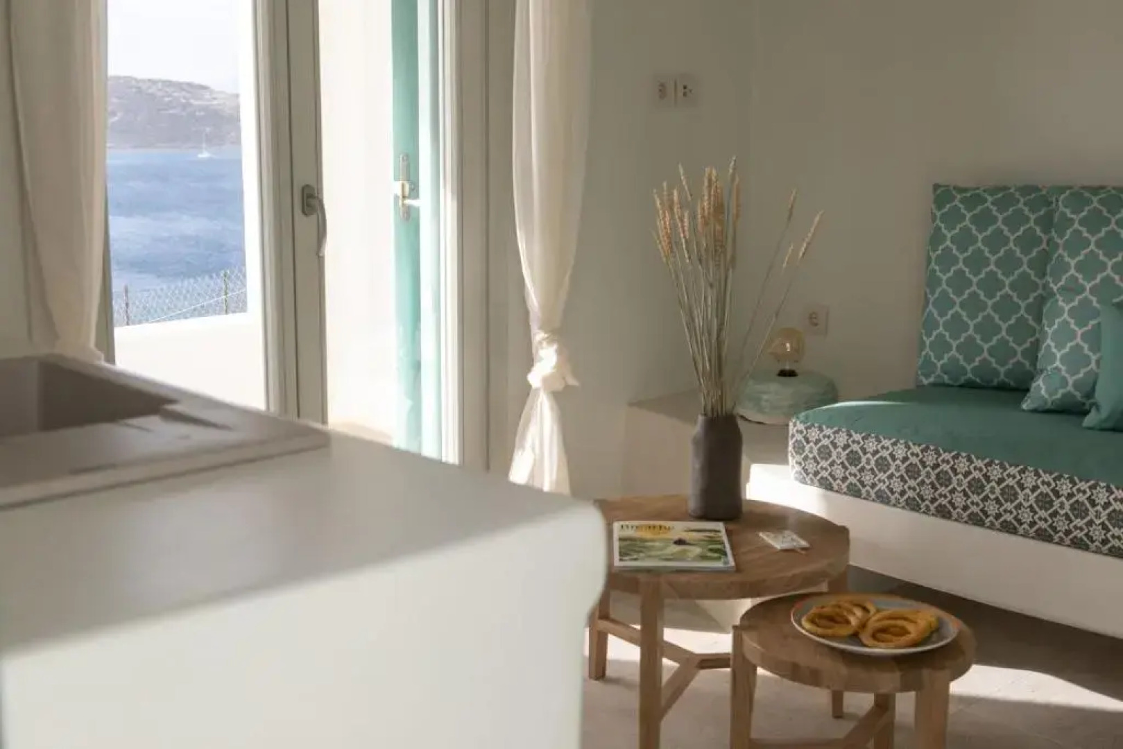 Phos Boutique Apartments