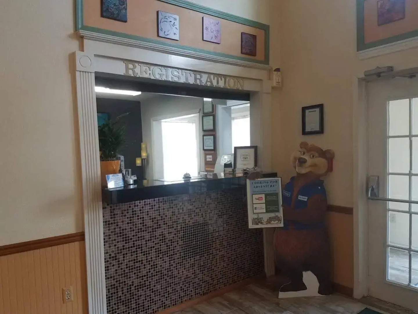 Travelodge by Wyndham Perry National Fairgrounds Area I-75