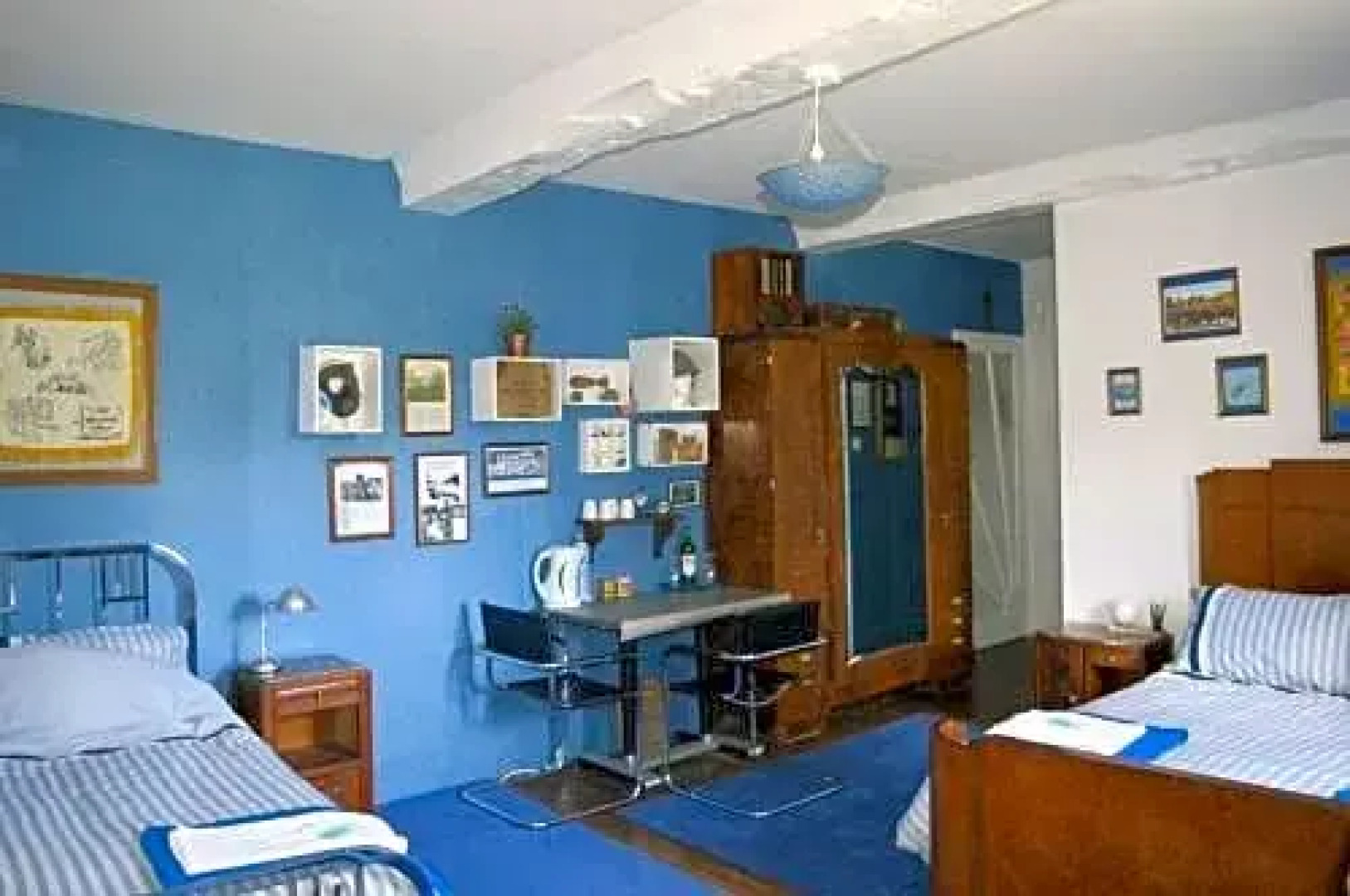 Le Pont de la Pierre Vintage B&B