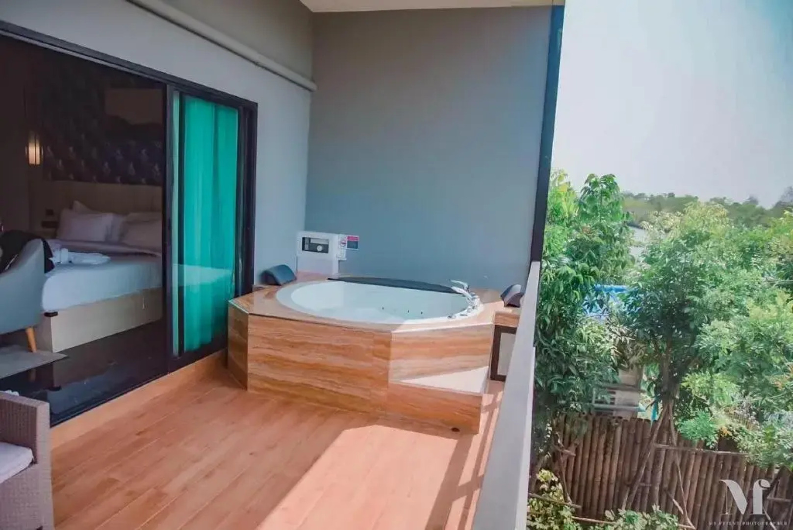 Phuengluang Riverside Hotel Chanthaburi