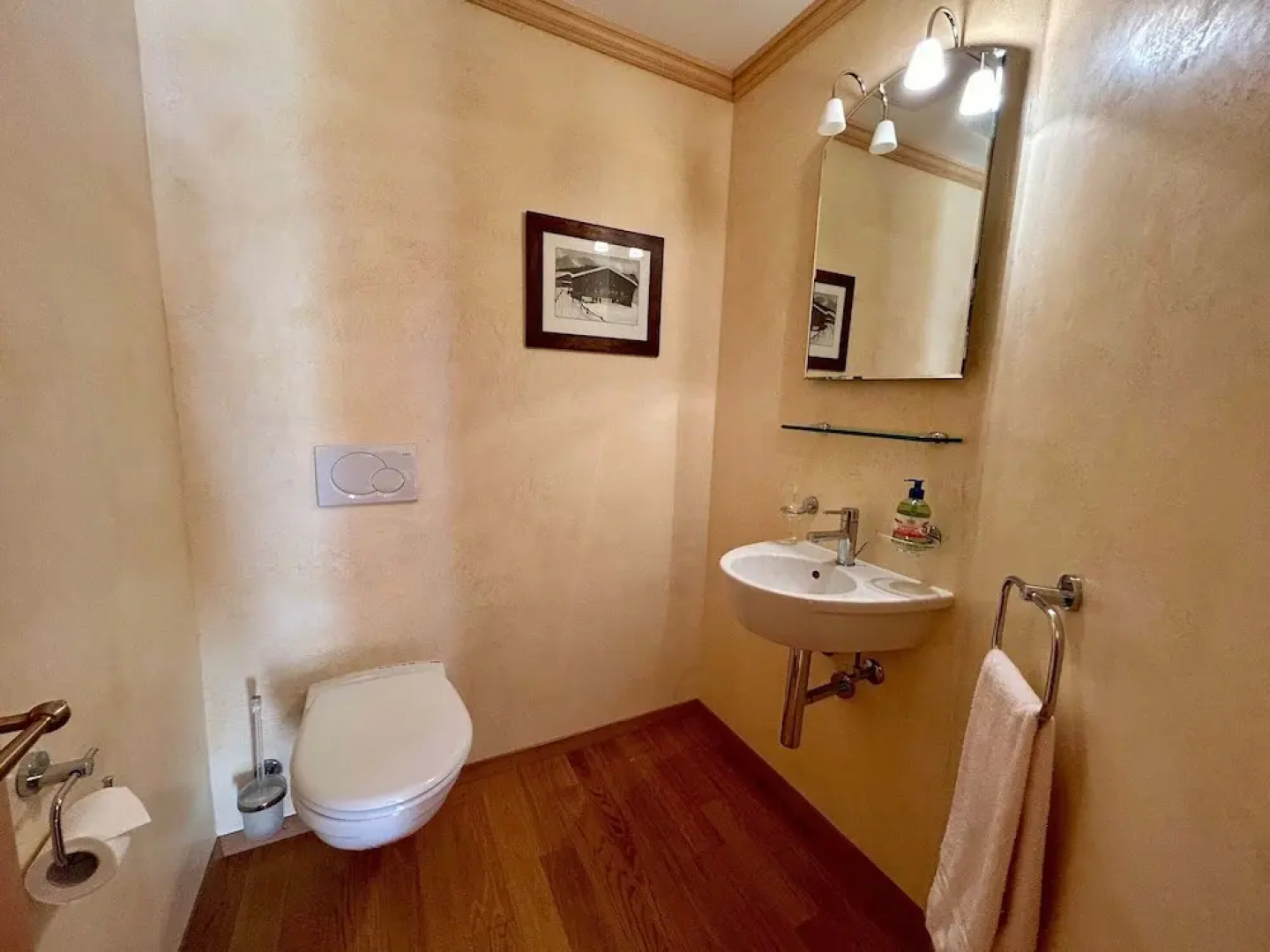 Apartment in Gstaad With Stunning Mountain Views