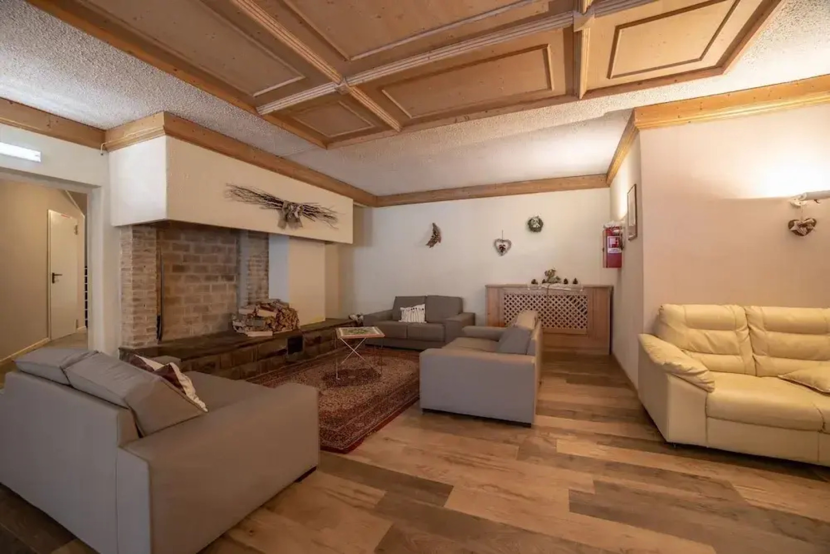 Hotel Caminetto Mountain Resort