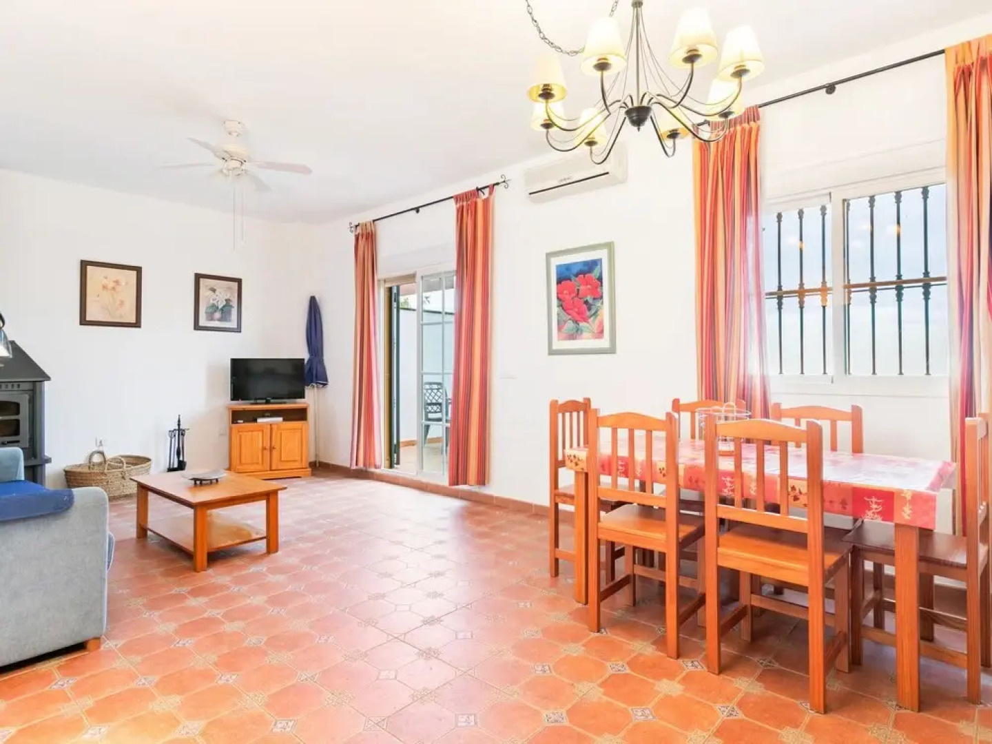 Soulful Apartment in Alcaucín With Swimming Pool