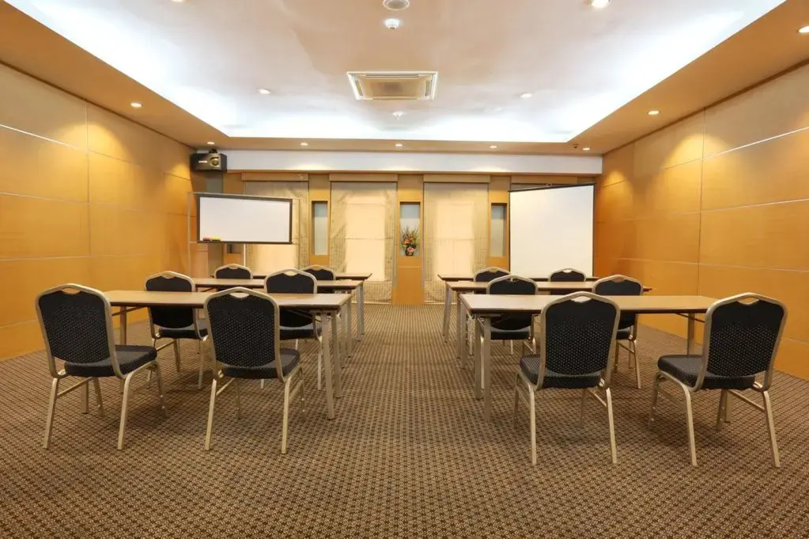 Triniti Hotel Batam