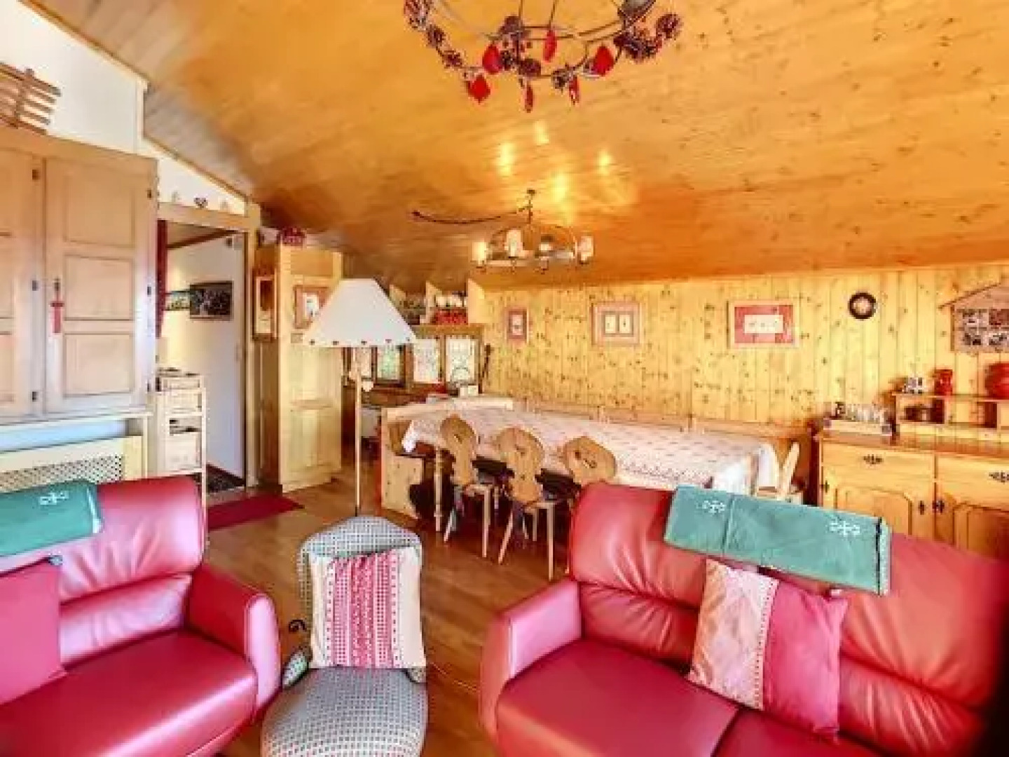 Apartment Summit Combles