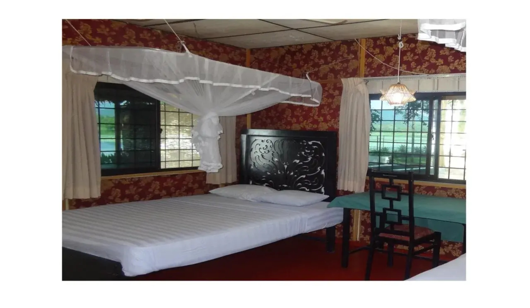 Safari Village Hotel
