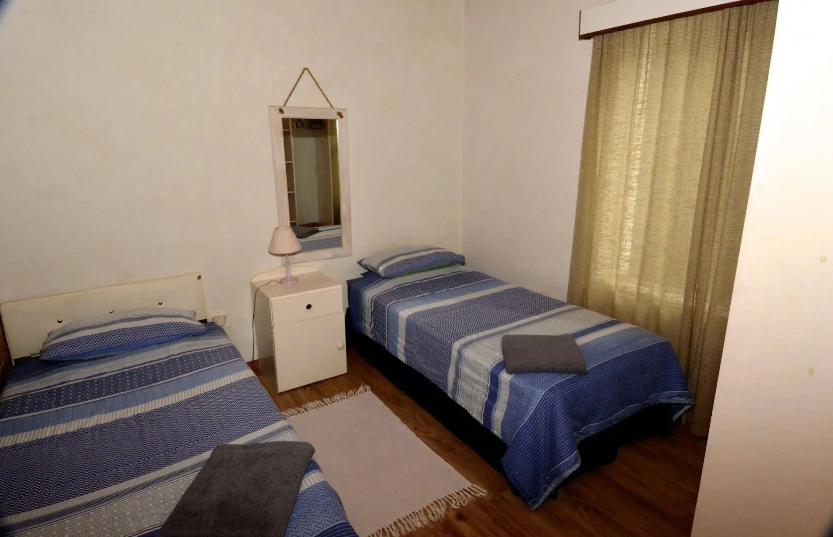 White Shark Backpackers