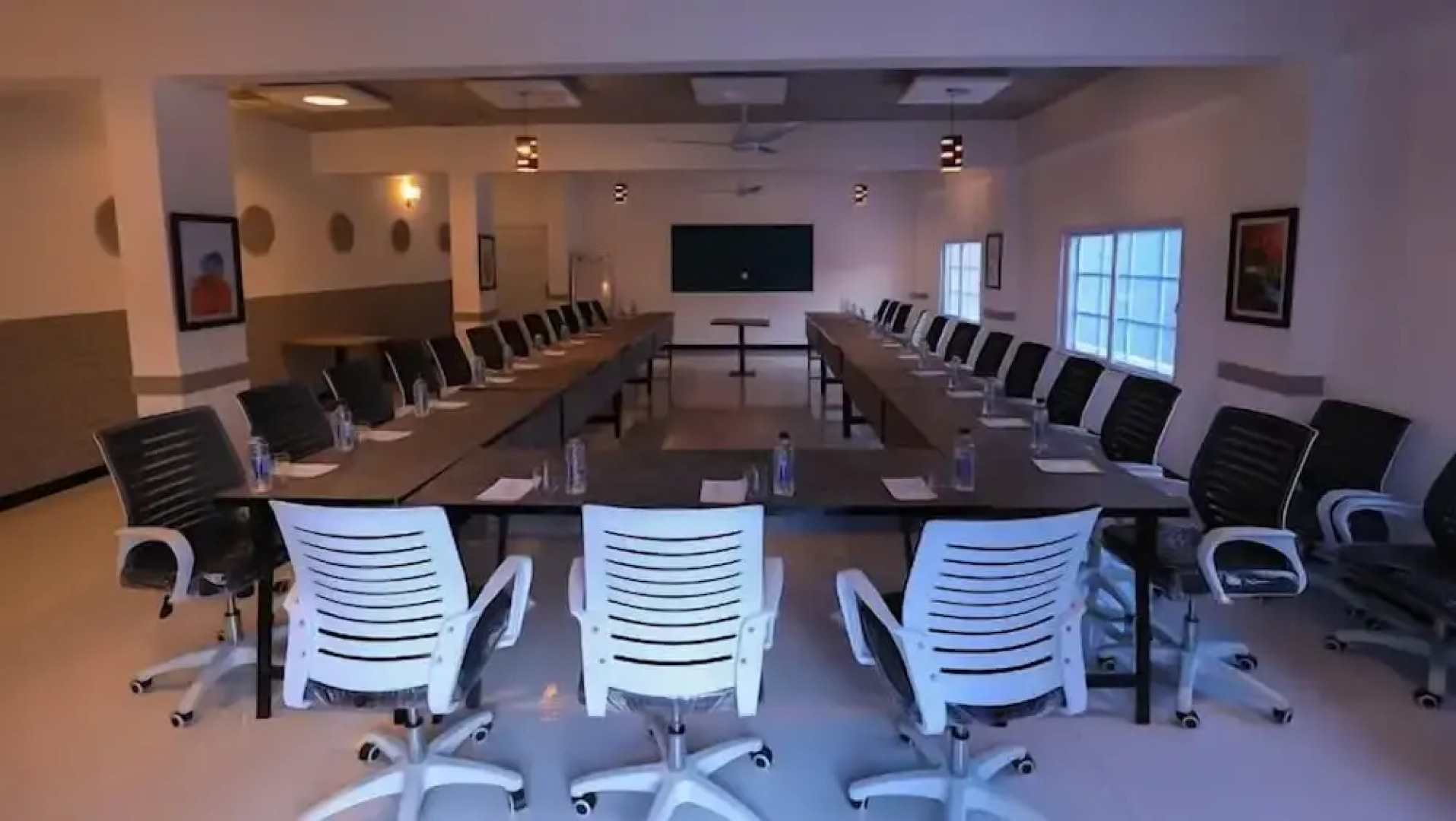 Destination Hotel Thandiani