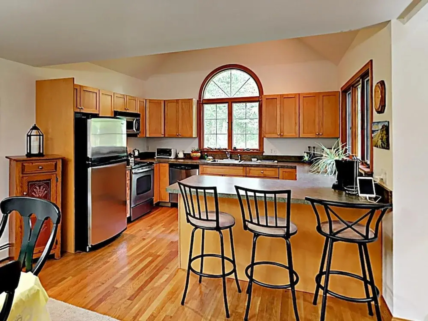 Woodsy Cape Cod Home by RedAwning