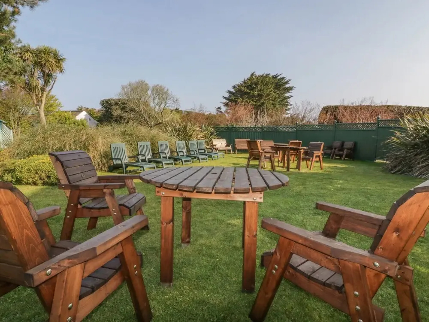 Yellow Sands Apartment 6