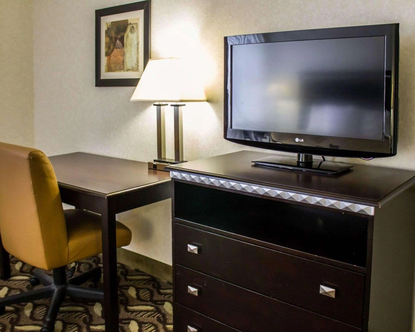 Quality Inn & Suites Mansfield