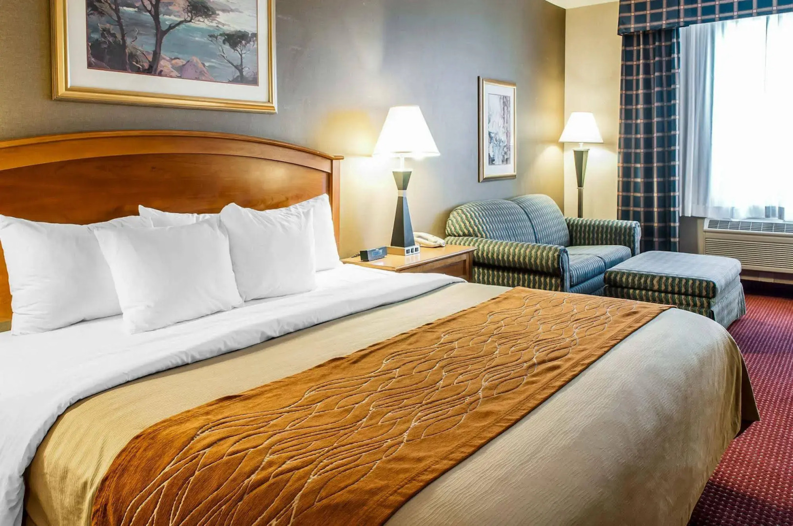 Comfort Inn & Suites