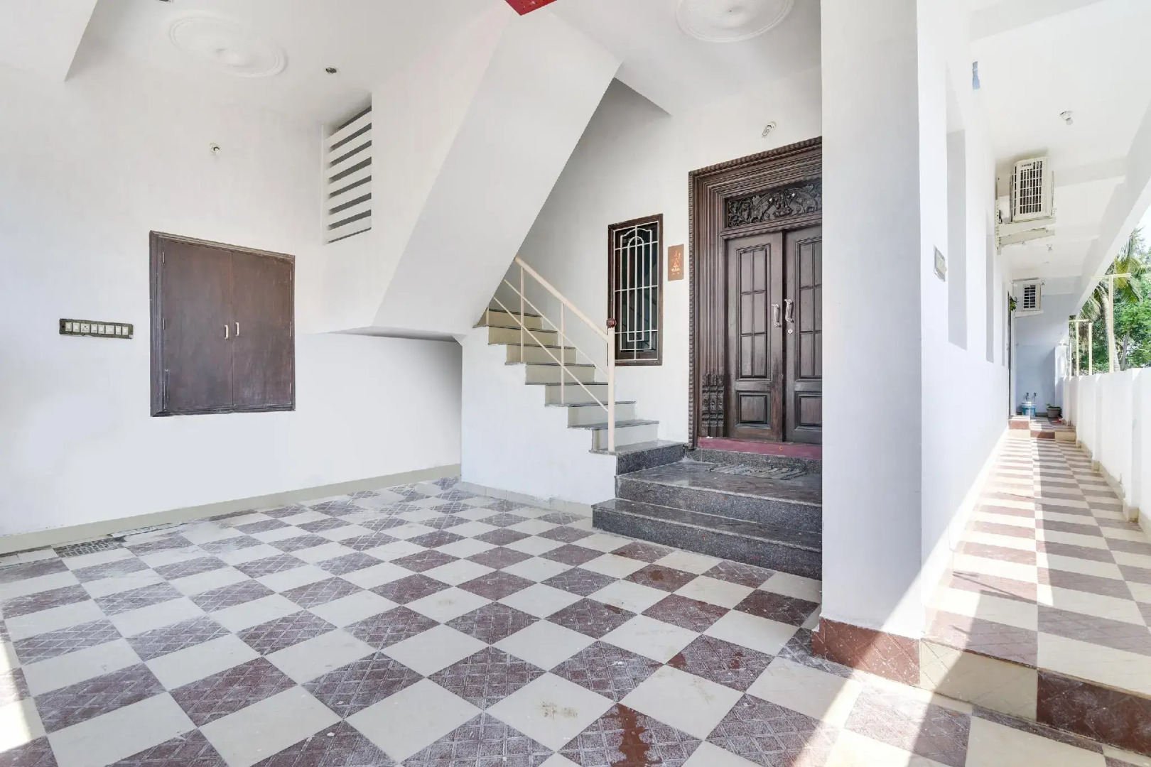 OYO Home 47909 Compact 1 BHK @ Ecr