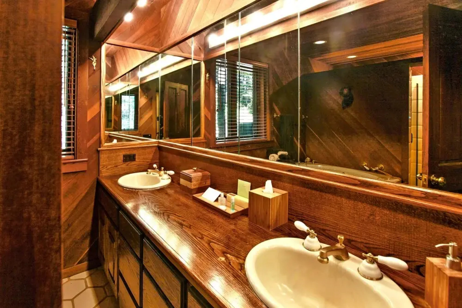 Yosemite Scenic Wonders - Fish Camp Area