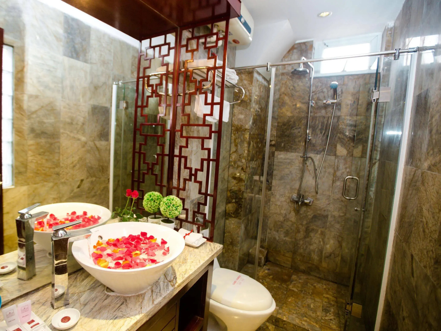 Hanoi Central Park Hotel