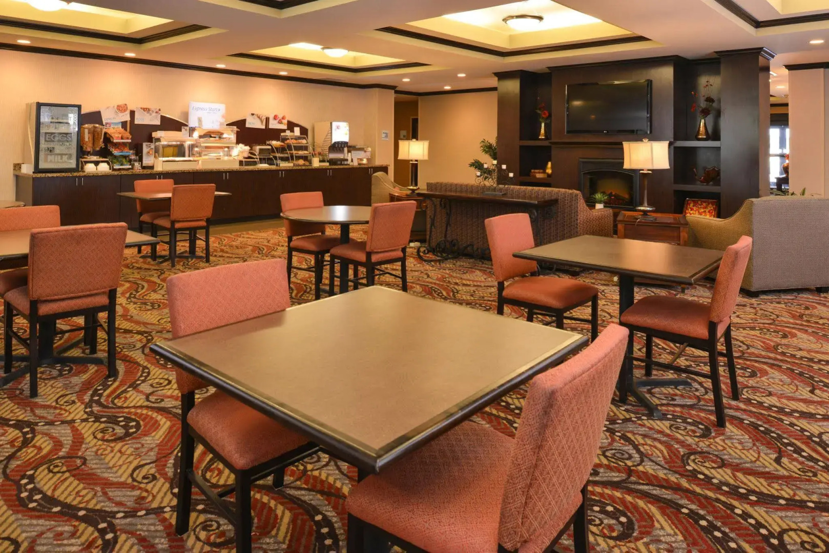 Holiday Inn Express & Suites Wheeling by IHG