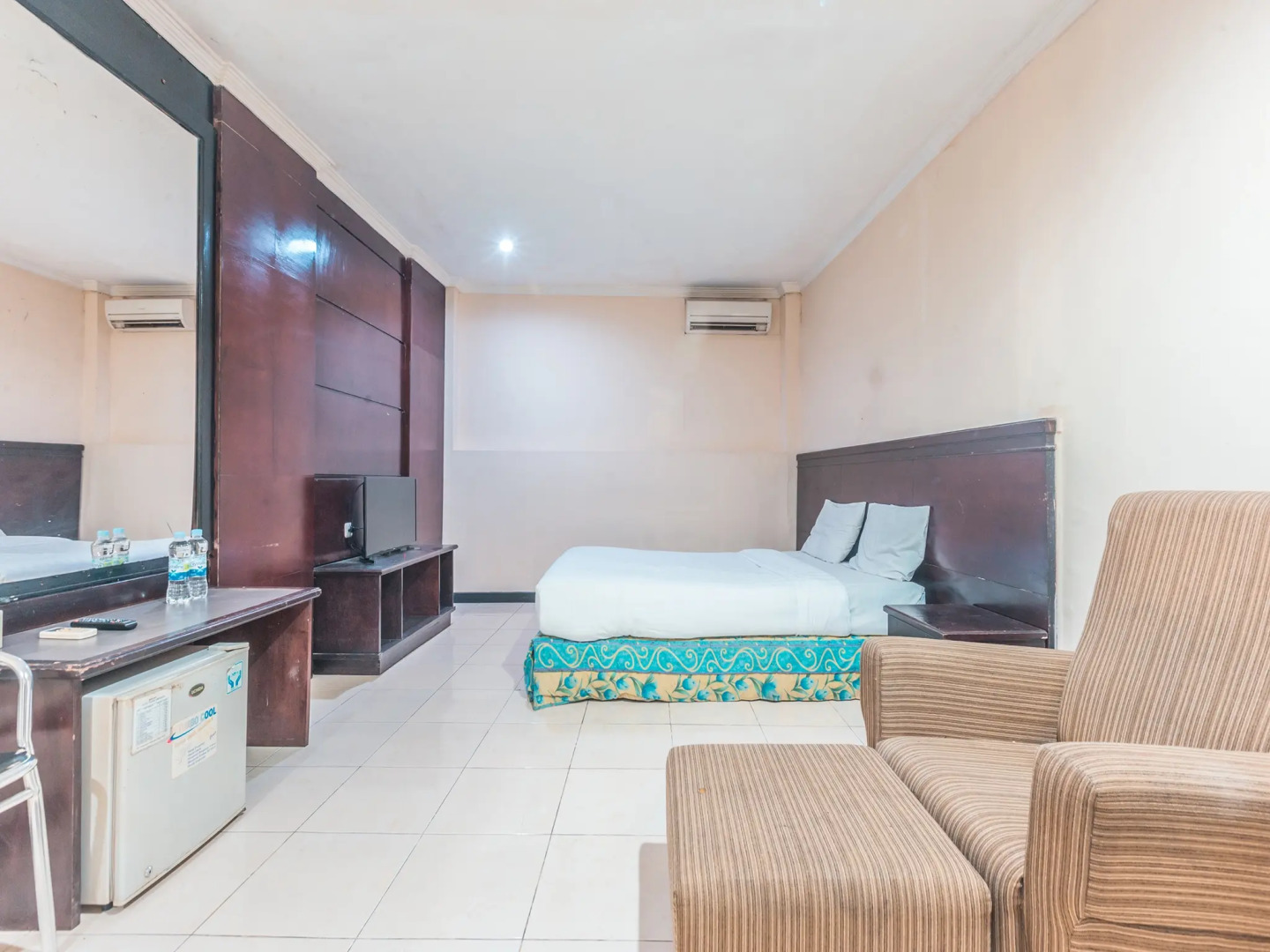 OYO 1383 Taman Cibinong 2