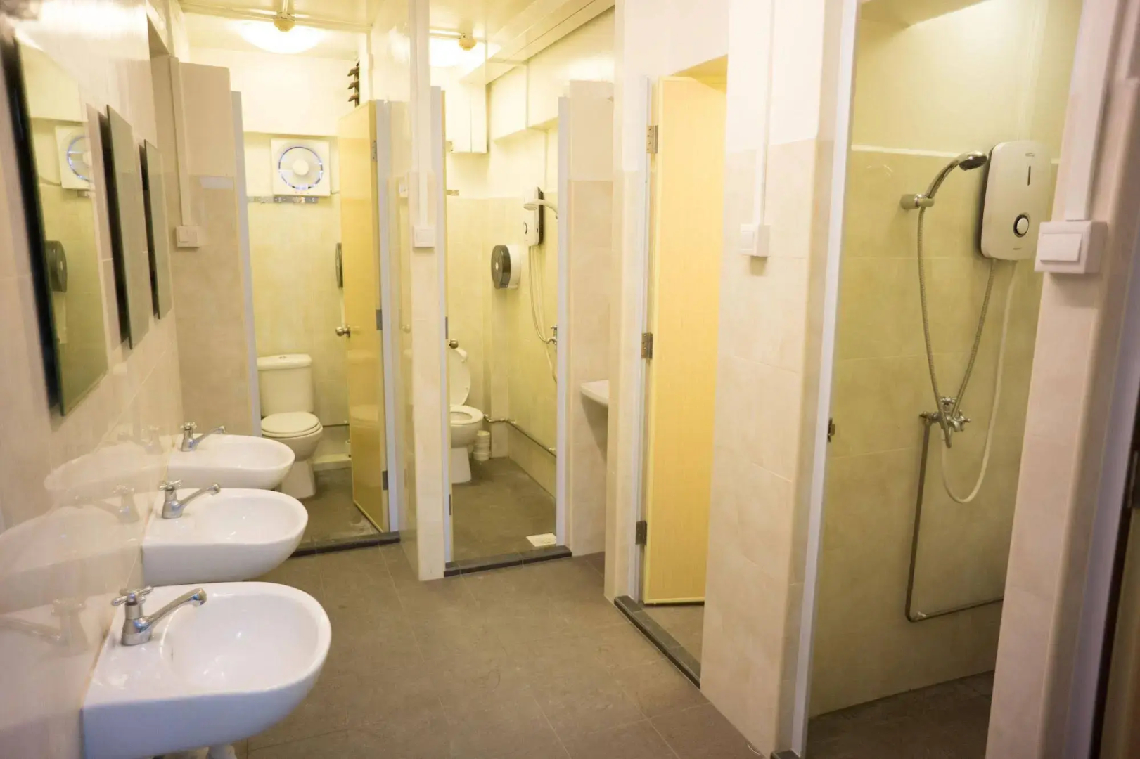 Ark Hostel