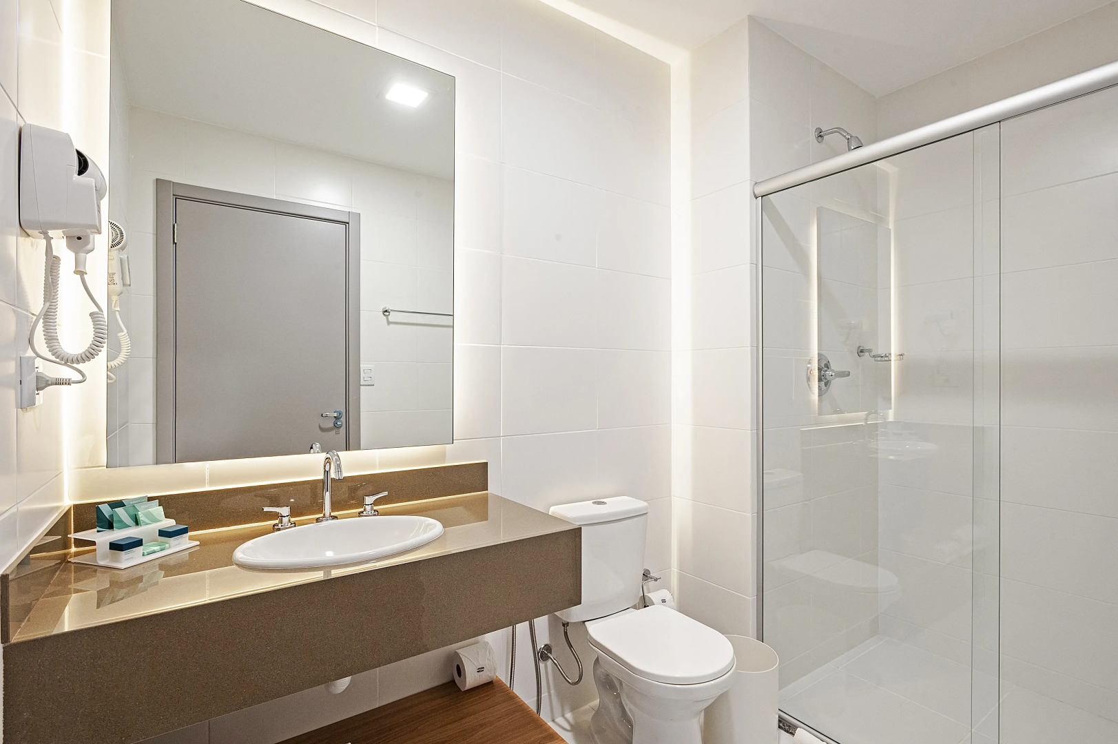 SLAVIERO Curitiba Aeroporto