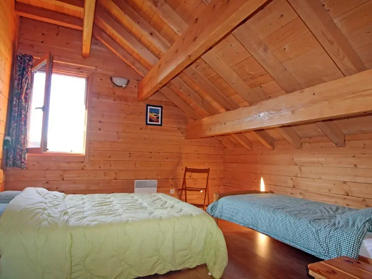 Wooden Chalet With a Washer, Near a Lake