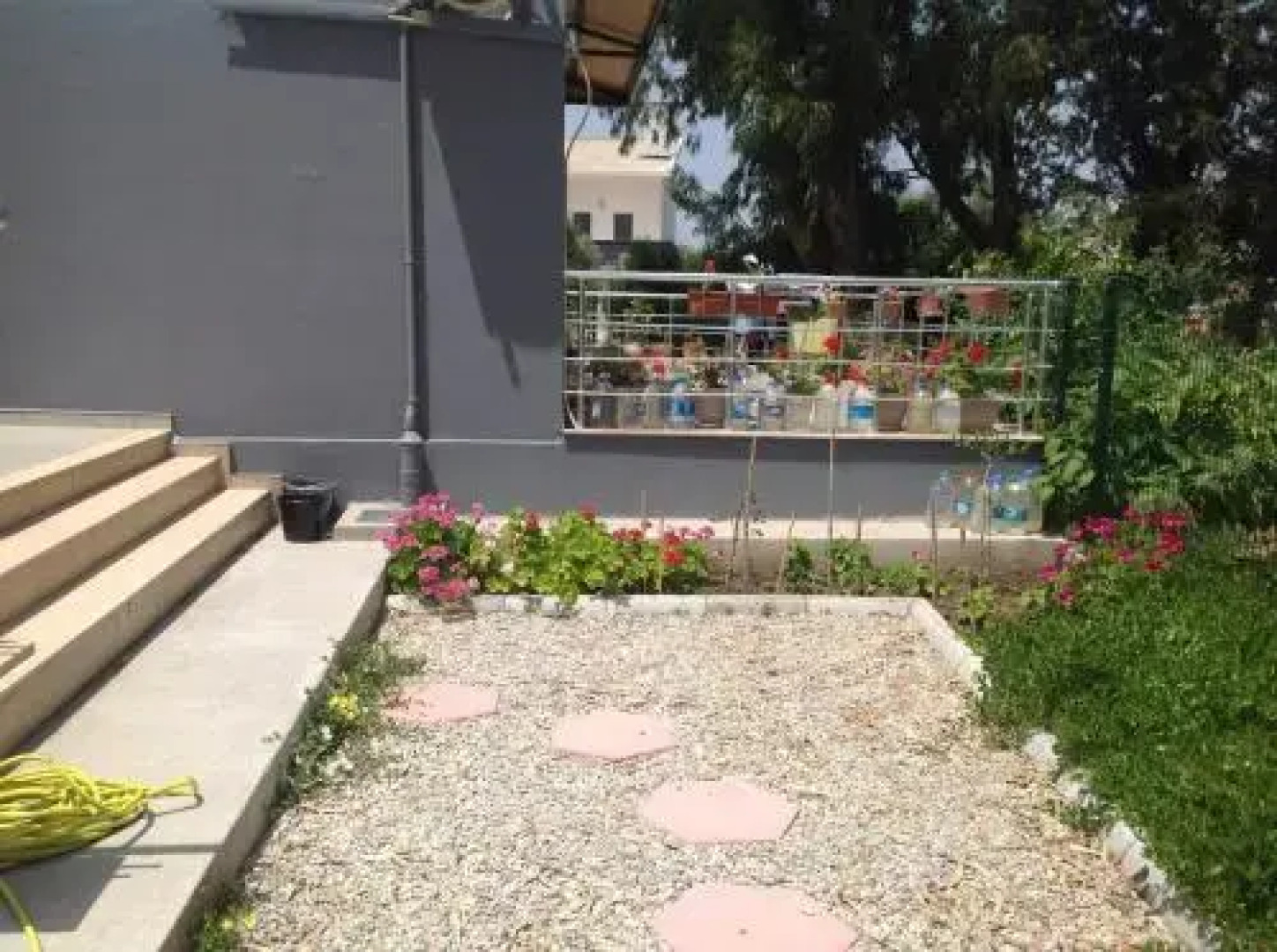 White Suit Apartment